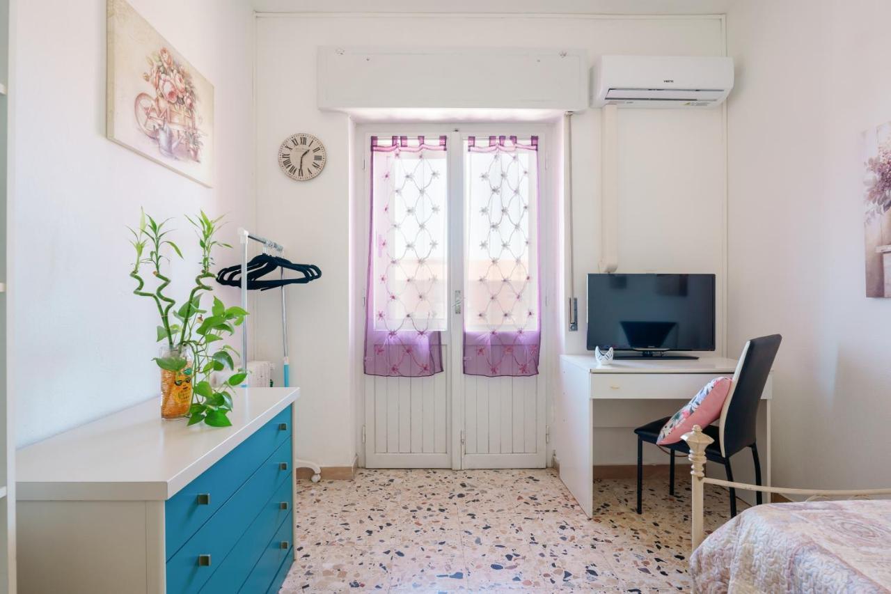 B&B Pothos - Eng Ita - Air Conditioning Wi-Fi Fridge Netflix Local Guide - Aria Condizionata, Frigo, Internet, Guida Locale Кальяри Экстерьер фото