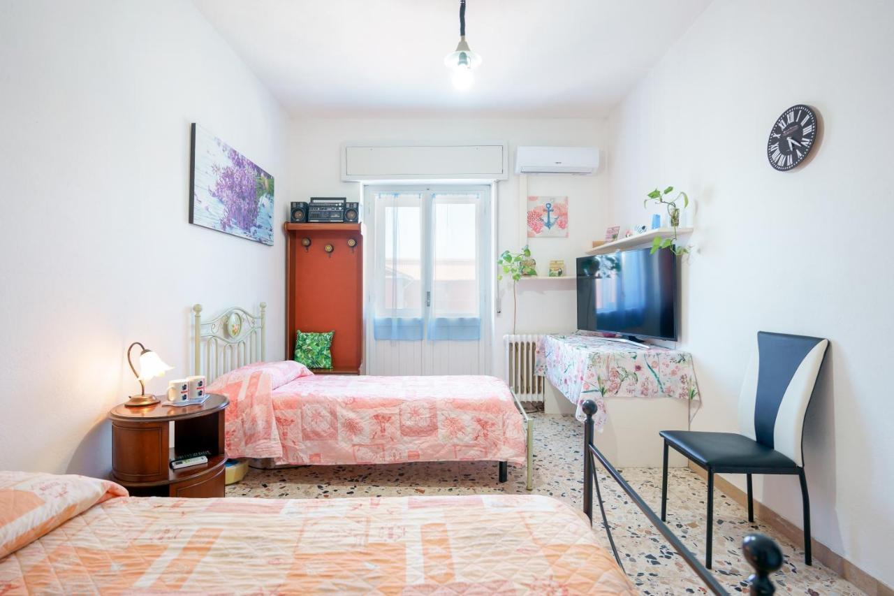 B&B Pothos - Eng Ita - Air Conditioning Wi-Fi Fridge Netflix Local Guide - Aria Condizionata, Frigo, Internet, Guida Locale Кальяри Экстерьер фото