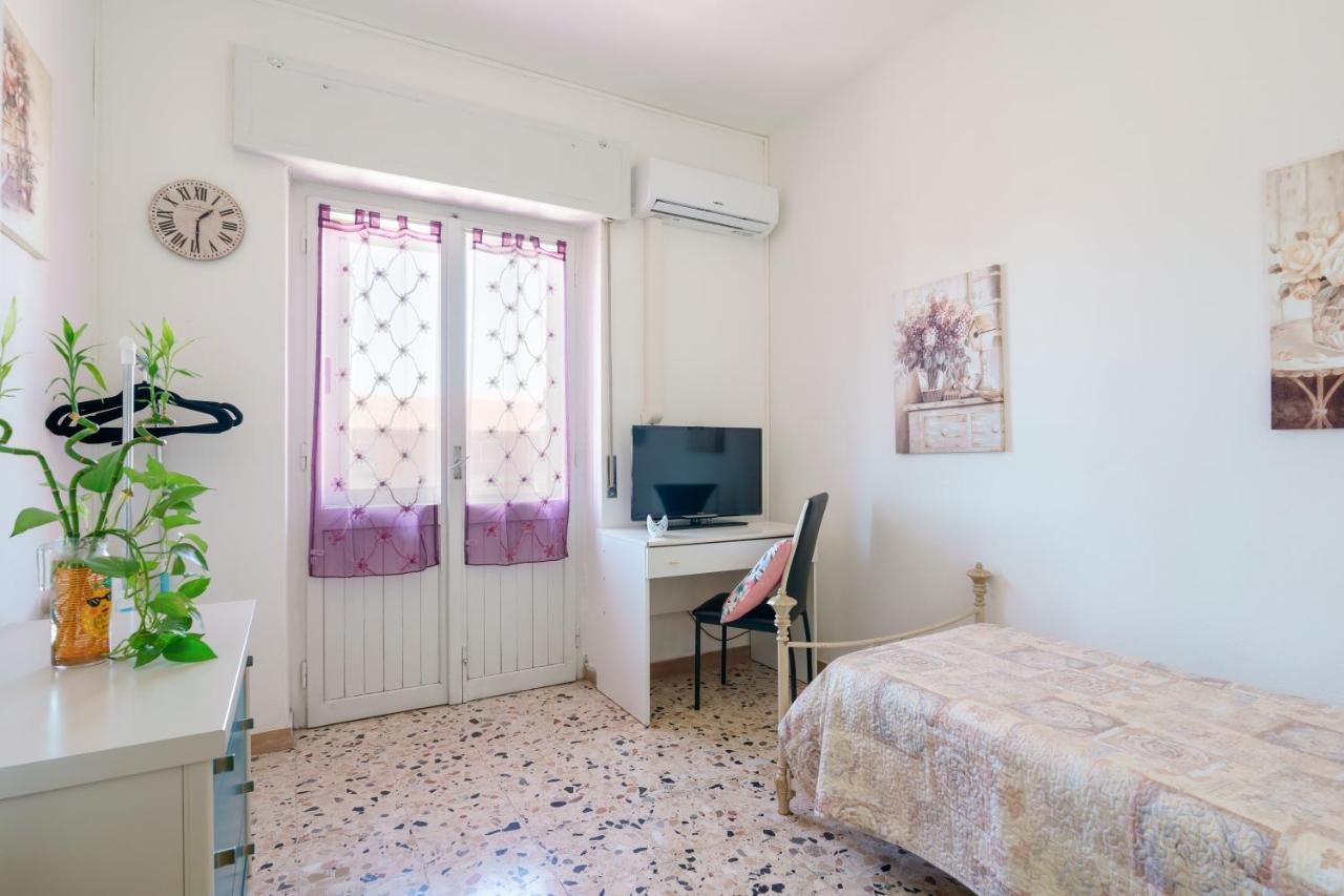 B&B Pothos - Eng Ita - Air Conditioning Wi-Fi Fridge Netflix Local Guide - Aria Condizionata, Frigo, Internet, Guida Locale Кальяри Экстерьер фото